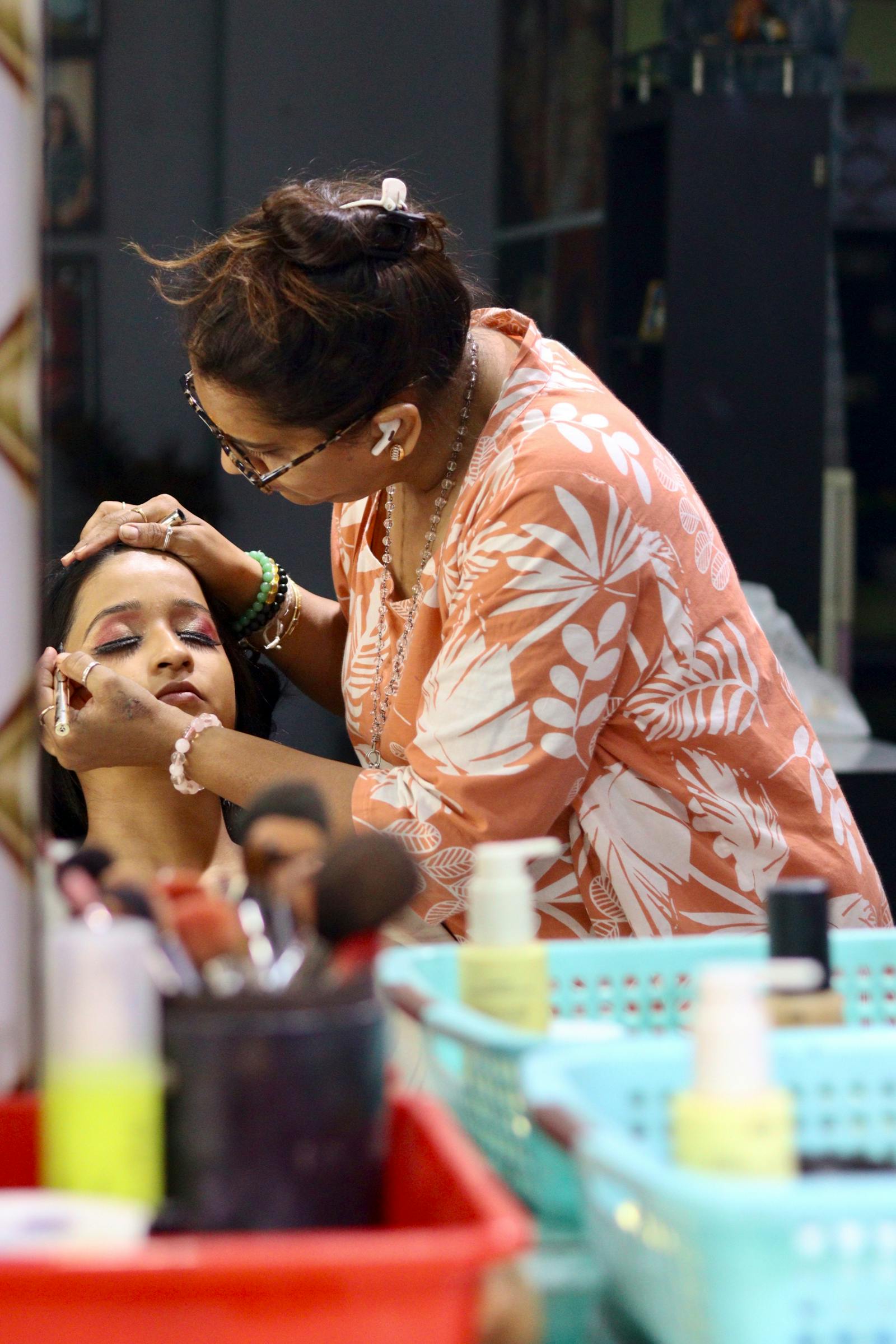 Bella Vida professional makeup work highlight